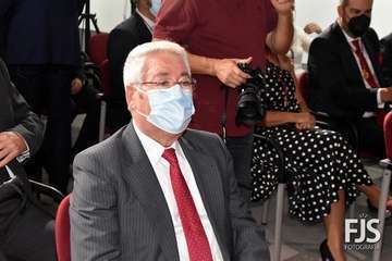 Entrega del título de Hijo Predilecto a Luis Arencibia a título póstumo/Francisco Javier Santana y TA.